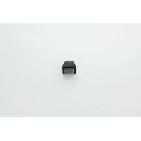 SWITCH, ROCKER, DPST, ON-OFF, W/ COVER POUR AUTOLAVEUSE TENNANT